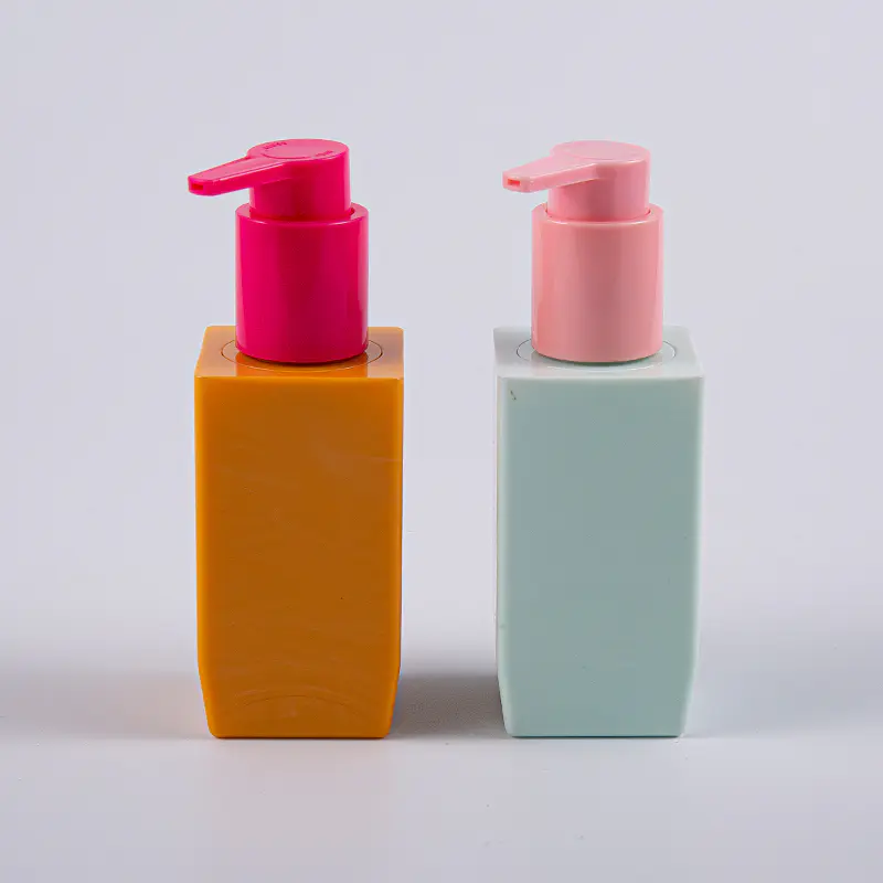 Garrafa grossa da loção da parede da forma múltipla do quadrado 50ml PETG da opção da cor com bomba plástica 