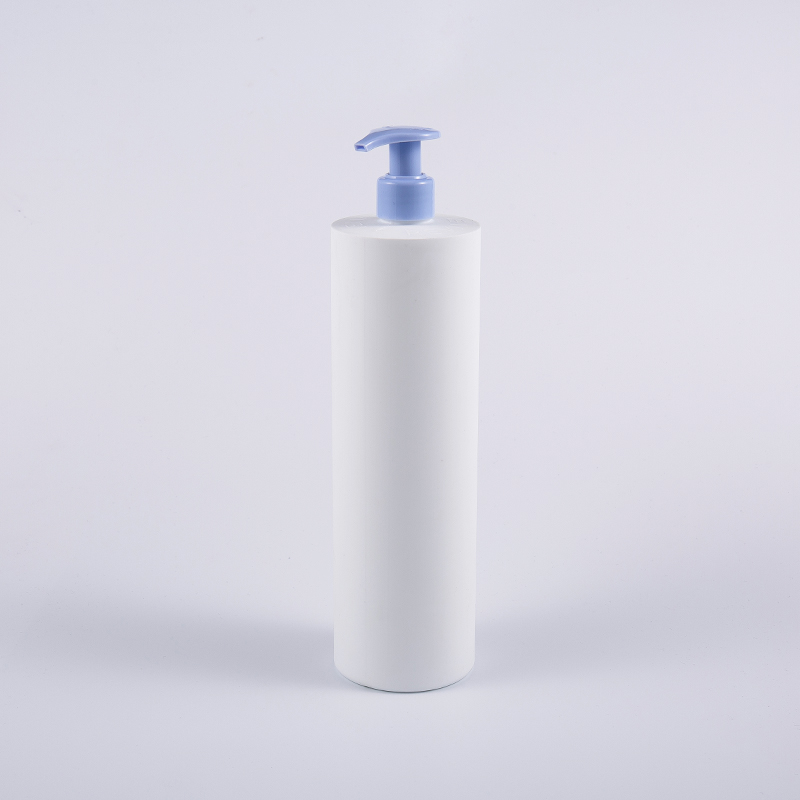 O corpo de limpeza distribuidor do champô da forma redonda 720ml lava garrafas