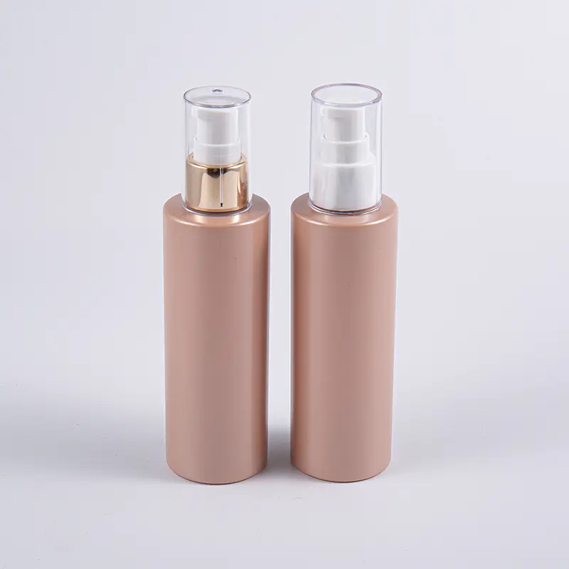 Os cosméticos usam garrafa plástica PET 120ml com bomba pulverizadora